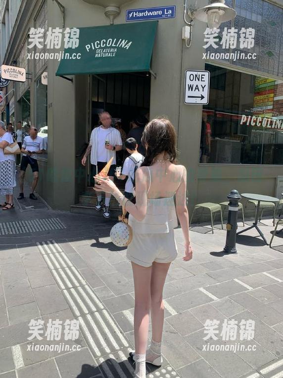 51吃瓜中心的导航，瓜田李下热议现场速达！