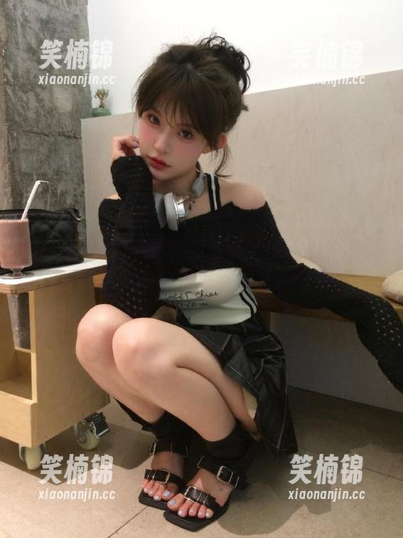 谁说只有夏天才能吃瓜？下载51吃瓜网，首页每天都有新鲜瓜！