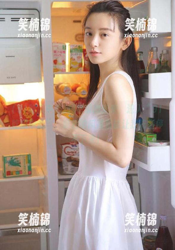 观看瓜的未来，进入“91吃瓜中心”，最近的瓜简直能让我吃到停不下来！