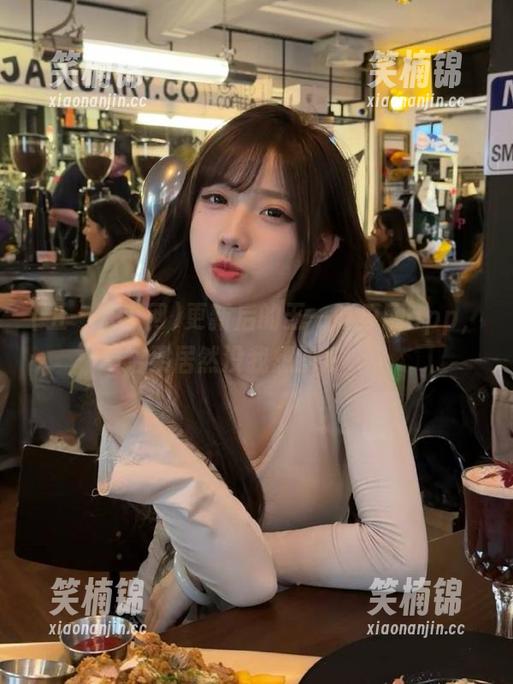 更新后的五一吃瓜网app，结果居然没我想的好……