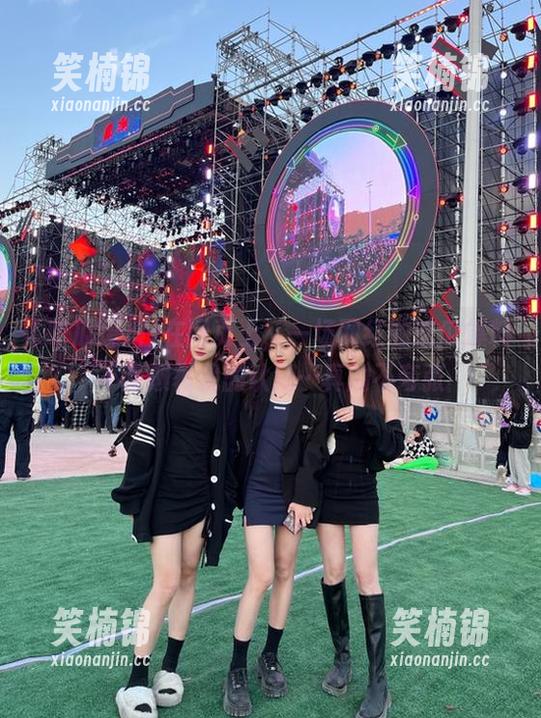 在网页上，一场网红的吃瓜爆料不断颠覆我的认知…真的不夸张