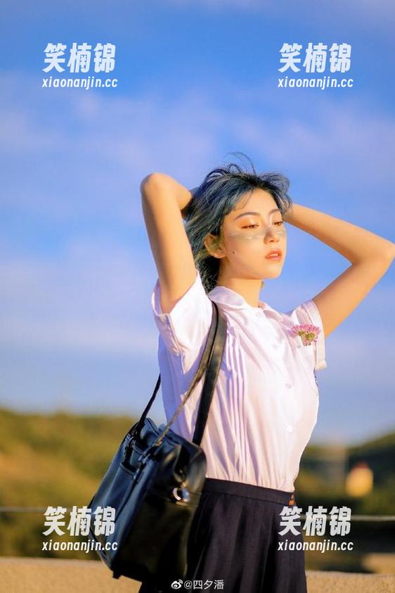 登录吃瓜网，我准备好成为这场每日大赛的‘观察员’了，有素质吗？