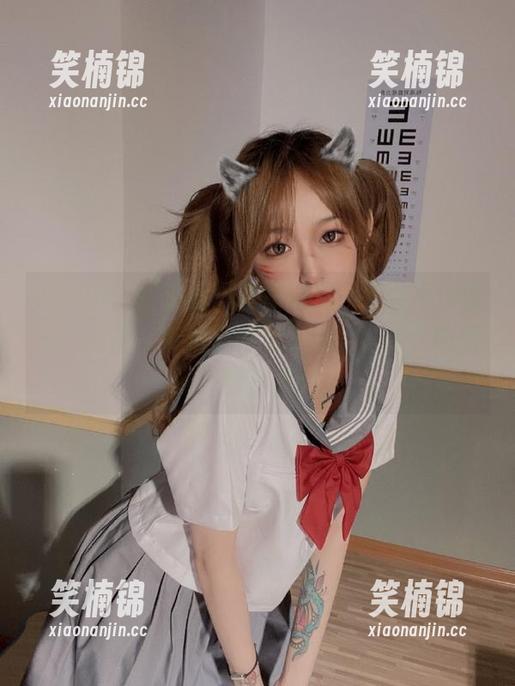 吃瓜网站 在视频吃瓜网站,观众不仅看瓜,还能从视频里获取生活的秘密,瞬间成了围观大师!