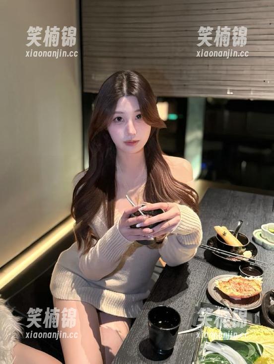 网曝黑料在线：追寻真相的我们像无头苍蝇，真事假事任你揣摩。