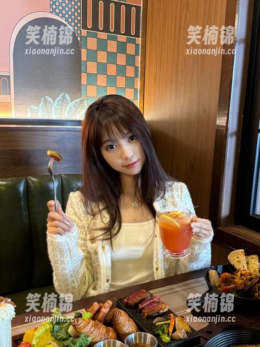 网红黑料app让我意识到，原来我心中一直藏着一个吃瓜的巨星梦！