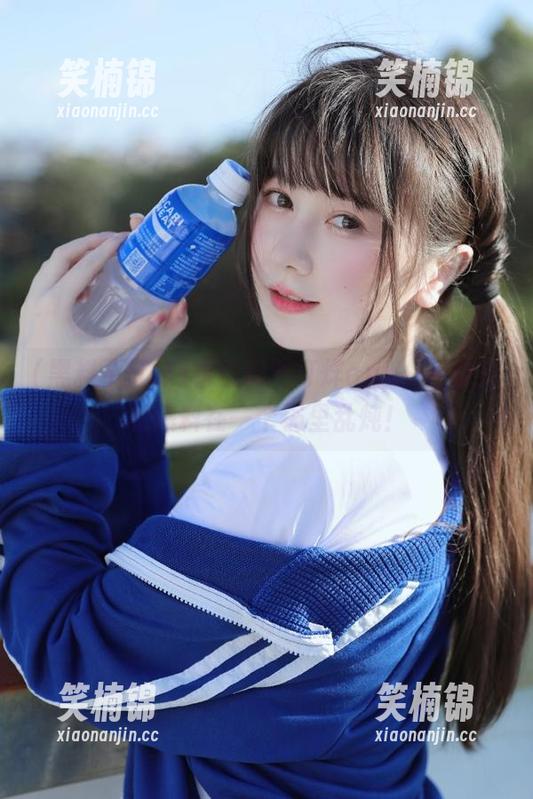 看黑料不打烊app，正能量和爆料在一个锅里乱炖！