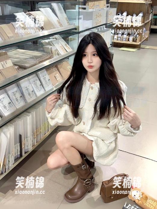 明明是万篇长征-黑料不打烊so，却让我踏上了一条窝里横行的聊天线路。