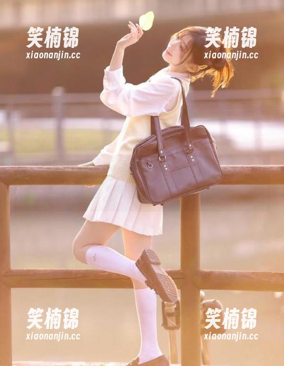 下载黑料正能量index，让你的八卦升级，瓜多到你的手机快爆啦！