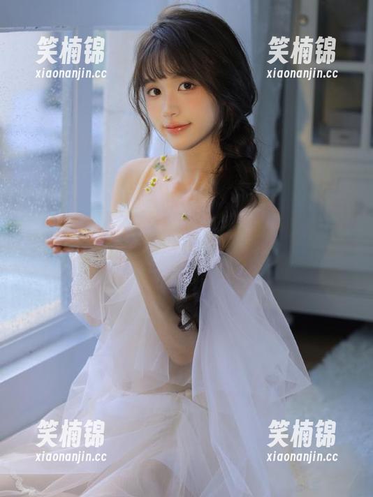 中午在黑料网首页，吃瓜太开心，不小心点了个炸弹！